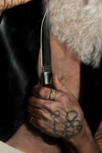 Left-Hand_hires.jpg-nggid0247-ngg0dyn-300x300x100-00f0w010c010r110f110r010t010